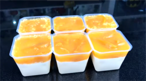 Delicia de pêssego no potinho